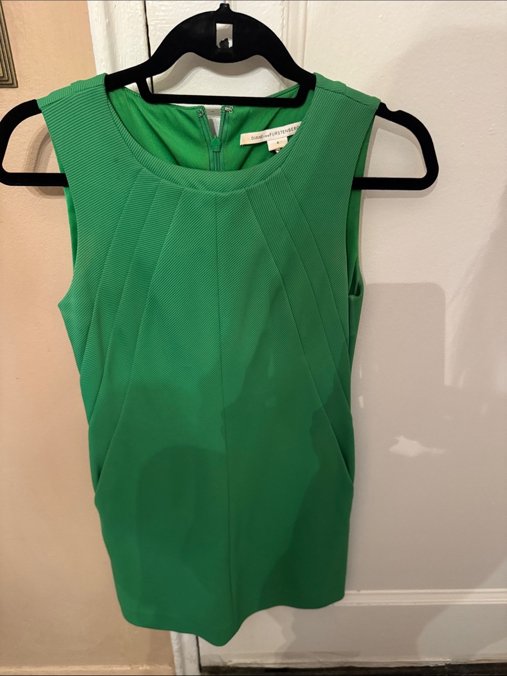 Diane Von Furstenberg Bright Green Sleeveless Sheath Dress